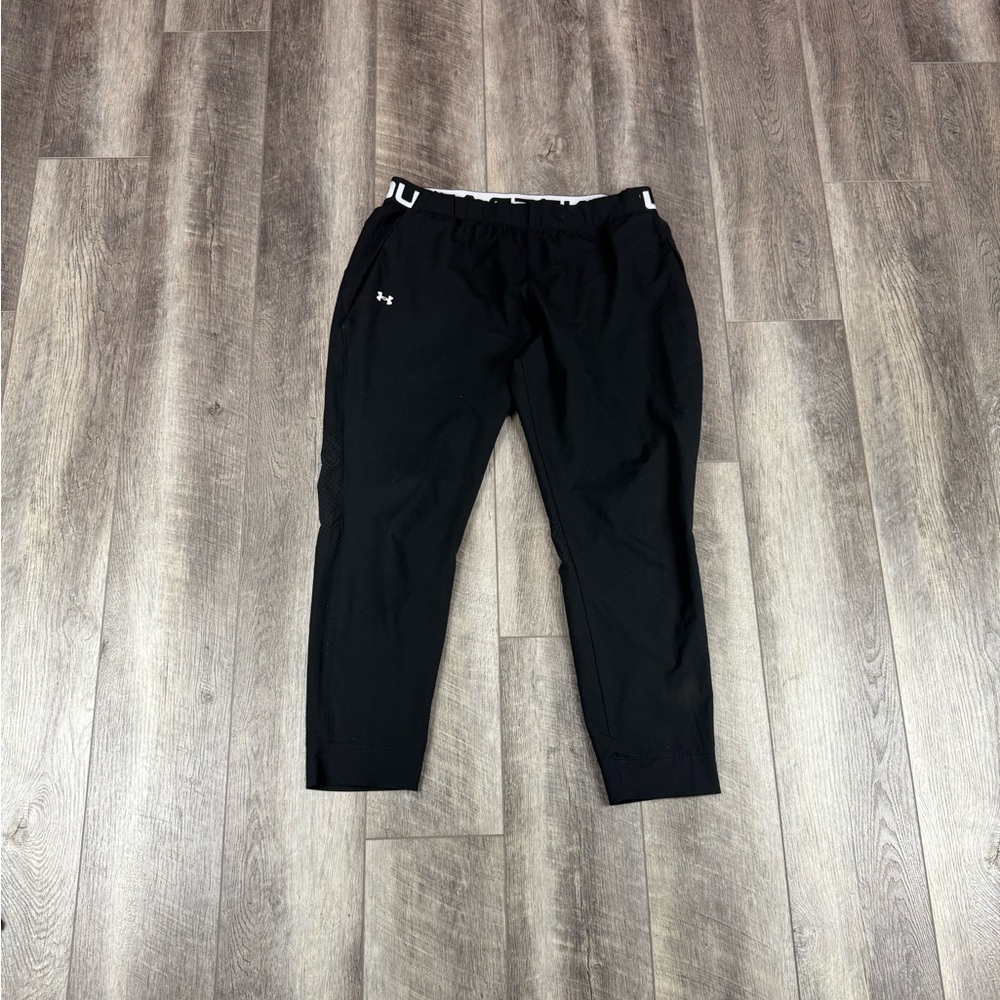 UA Mens Black Jogger Pants